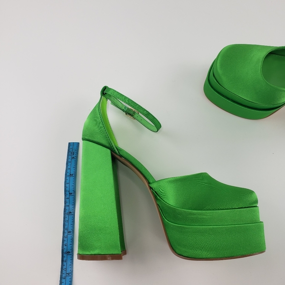 GREEN SATIN PLATFORMS - Picture 7 of 9
